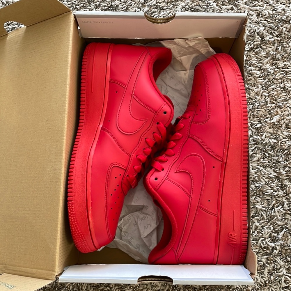 Air Force 1 university red